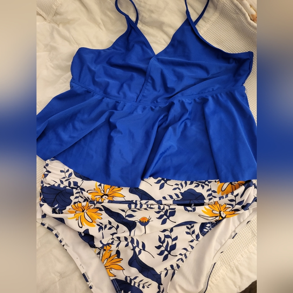 Womens plus size swim suit
